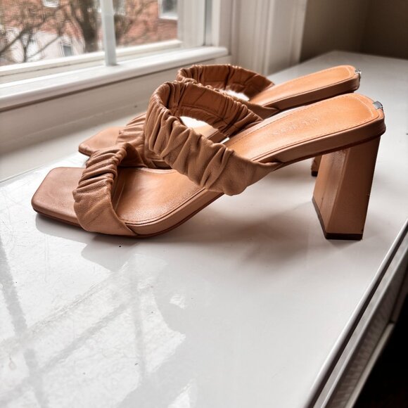 GUESS Aindrea Nude Sandal with block heel - Picture 4 of 5